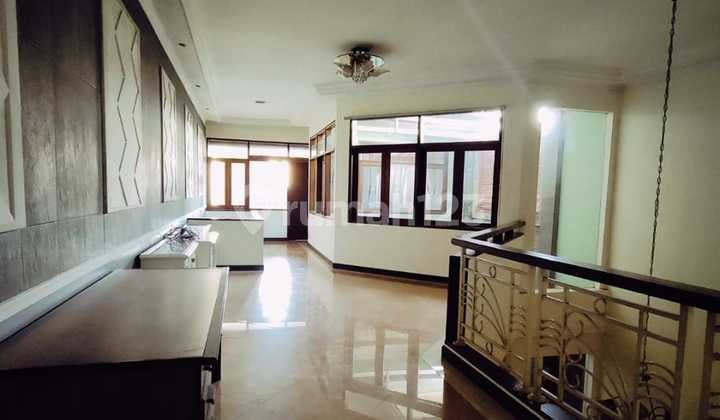 Rumah Sayap Pasteur Bandung Belakang Btc