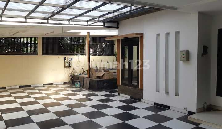 Comfortable modern house in Taman Kopo Indah 3.