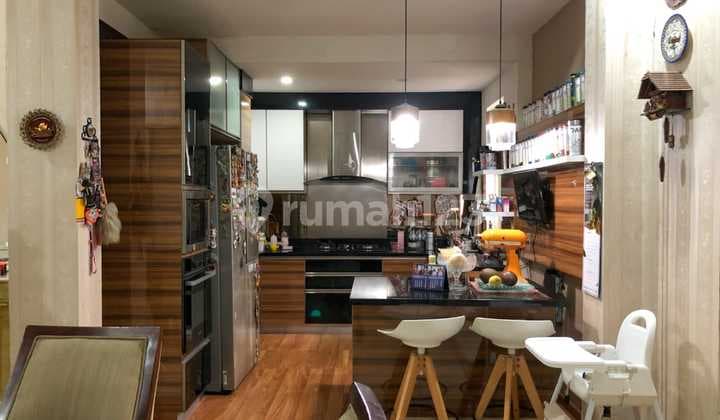 rumah bagus minimalis nyaman di komplek kurdi