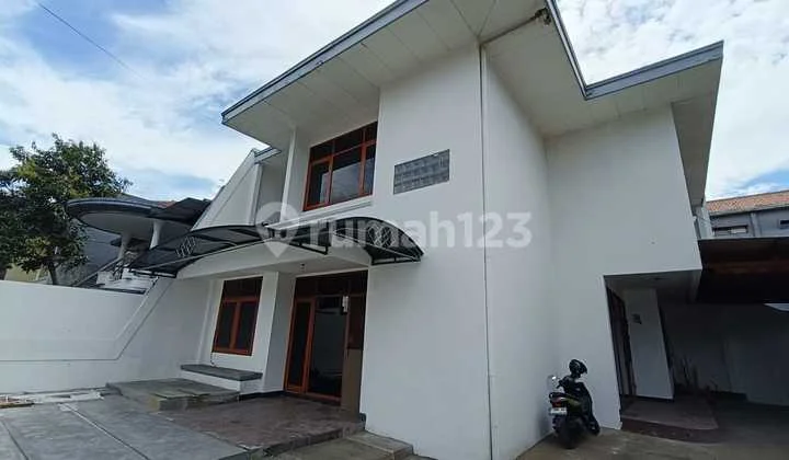 *Dijual/Disewakan Rumah Renovated Sayap Rajawali/Dadali