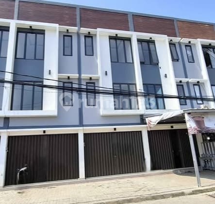 Ruko Murah 3 Lantai Strategis,Area Ramai di Cimanggis Depok