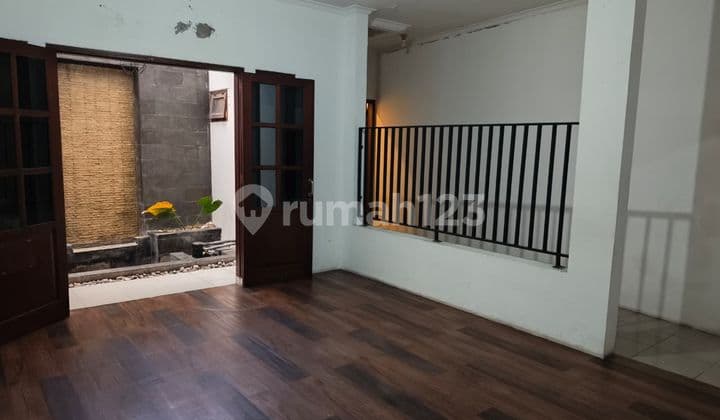 Rumah Minimalis Siap Pakai di Cipete