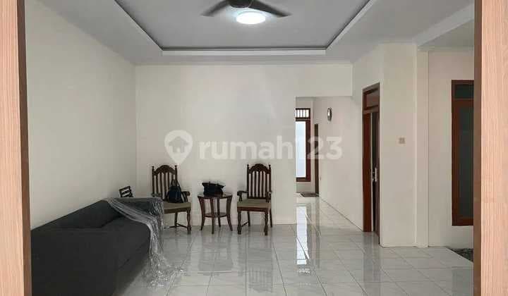 Rumah Siap Huni Di Lebak Bulus