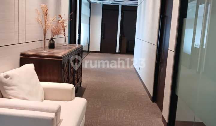 Dijual Cepat Office Space Fully Furnished di Dbs Tower
