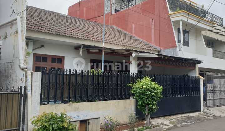 Dijual Rumah 2 Lantai di Rawamangun, Jakarta Timur