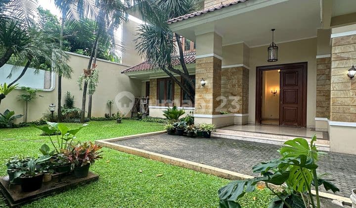 Dijual Rumah di Jl. Wijaya, Jakarta Selatan