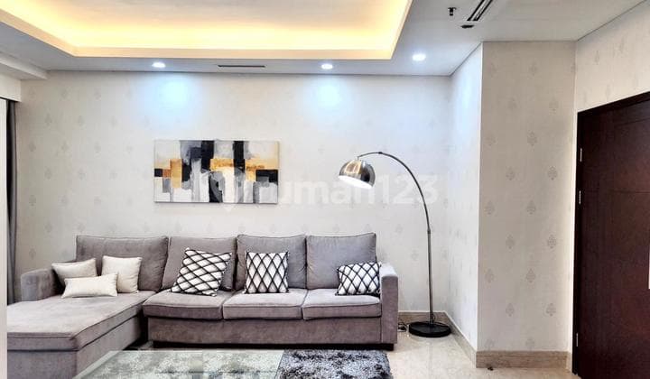 Disewakan Unit 3 Bedroom Good Furnished di The Capital Residence