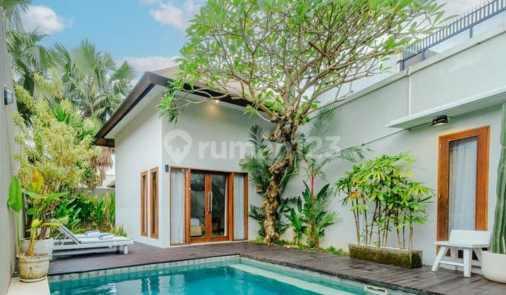 FREEHOLD VILLA 3BR WITH MODERN STYLE AT UMALAS KEROBOKAN BALI