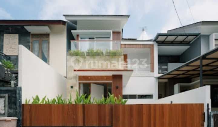 RUMAH SEMI VILLA SIAP HUNI DEKAT KAMPUS UDAYANA JIMBARAN BALI