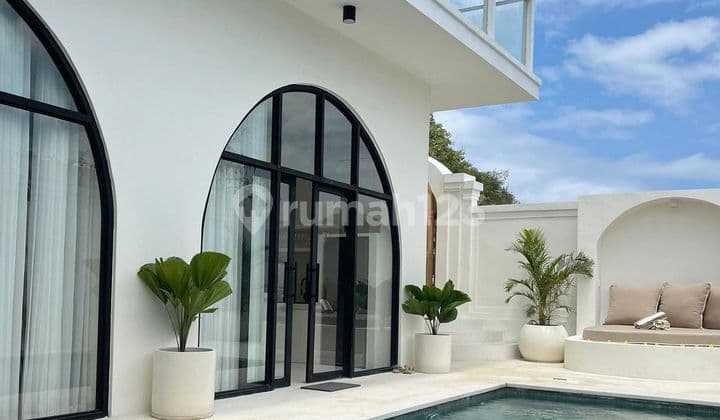 Modern Stylish 4BR Villa Located At Goa Gong Jimbaran Bali
