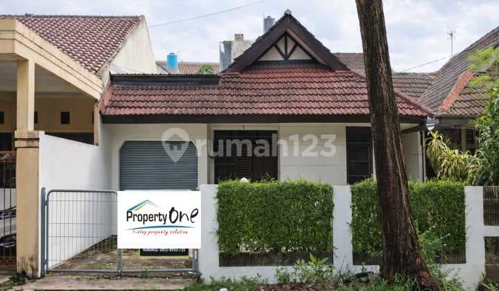 Jual Rumah Lokasi Strategis di Griya Loka Bsd Serpong