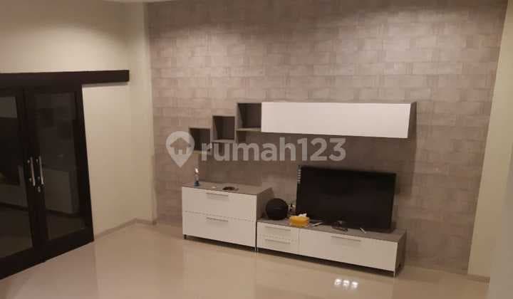 Jual Rumah Bagus Di Singgasana Pradana Shm