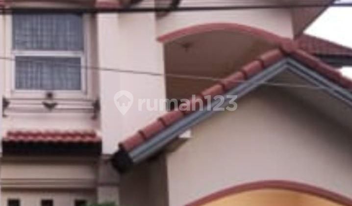 Rumah Di Suryalaya Shm Kondisi Bagus Dan Siap Huni