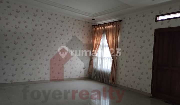 Rumah 2 Lantai di Taman kopo indah 2 Bagus Sekali