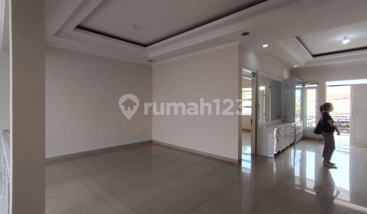 Rumah 2 Lantai Bagus