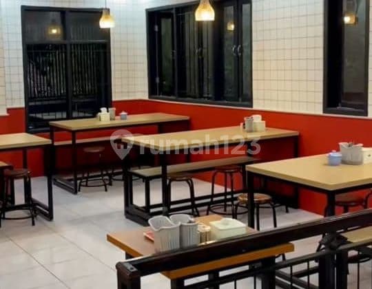 Ruang Usaha Strategis 2 Lantai