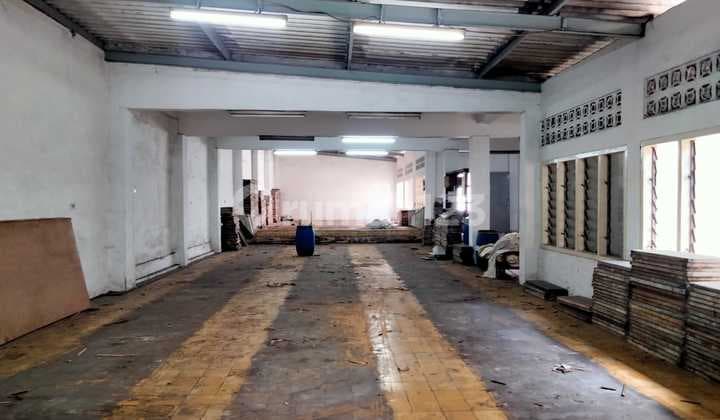 Ex-Factory Building in Holis 2265.0 m² Certificate of Ownership