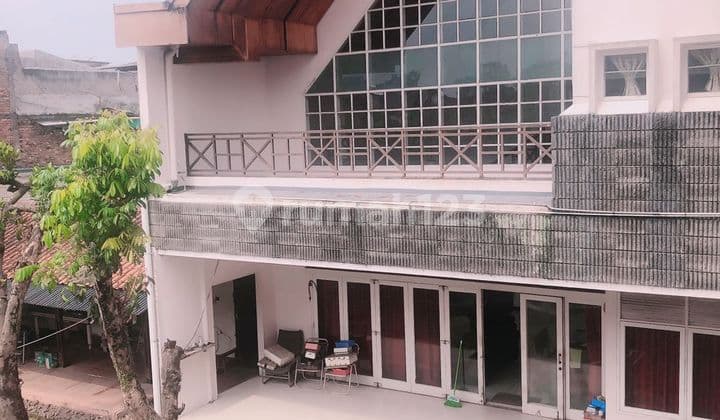 Rumah 2 Lantai Pasirluyu, Regol Kondisi Bagus