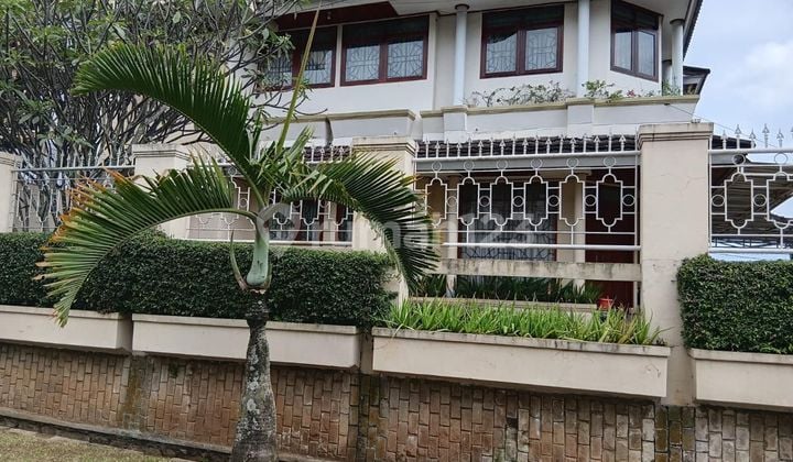 Rumah 2 Lantai Semi Furnished Bagus Di Cipaku