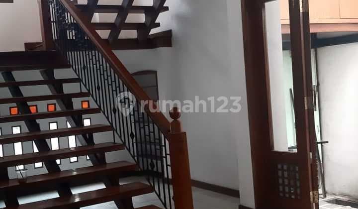 House, 2 Floors, at Istana Muara, Bojongloa Kidul