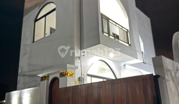 New Brand Villa For Sale Nearby Mall Sidewakl Jimbaran Badung Bali