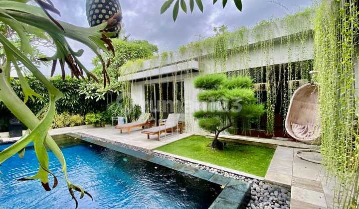 For Sale 2 Bedroom Villa in Front of Kedonganan Beach, Badung, Bali