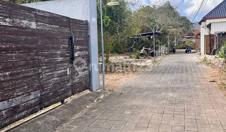 Villa Neighborhood Land Near Sidewalk Mall Jimbaran