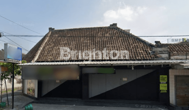 RUMAH HOOK DI AREA KAMPUNG BATIK LAWEYAN COCOK UNTUK BUTIK/RESTO/CAFE