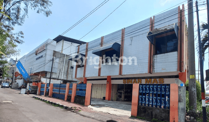 LAWSON ATAU ALFAMART HARUS MAMPIR KESINI!! RUKO DI JALAN SLAMET RIYADI