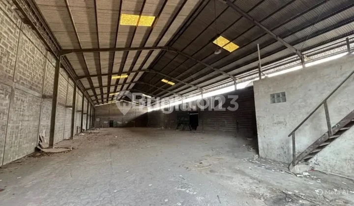 Warehouse 1200m2 Colomadu near highway, container access Warehouse 1200m2 Colomadu near highway, container access