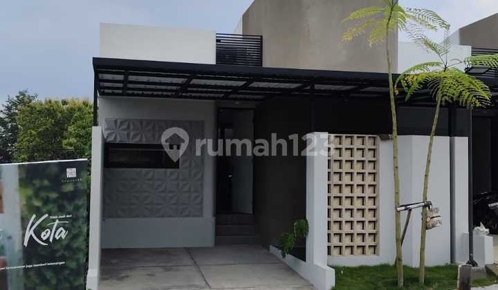 Rumah Cluster Area Berkembang Solo Utara
