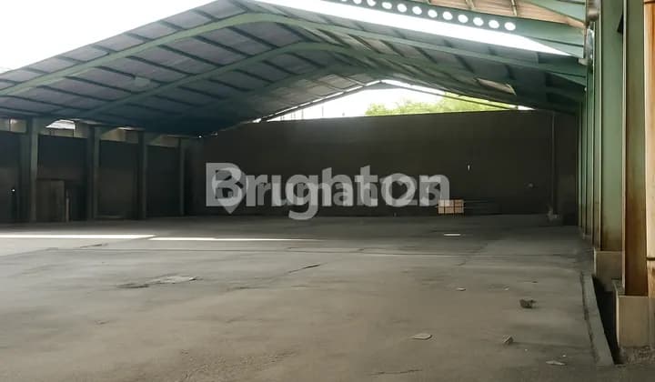 GUDANG TEPAT SEBELAH PINTU TOL SOLO AKSES CONTAINER