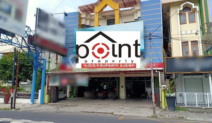 RUKO 3 Lt Bagus Strategis Solo