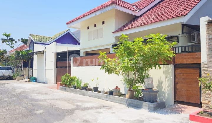 Rumah Bagus + Usaha Konveksi Aktif