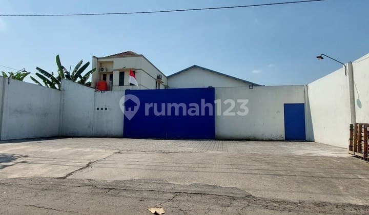 Gudang Strategis Akses Container