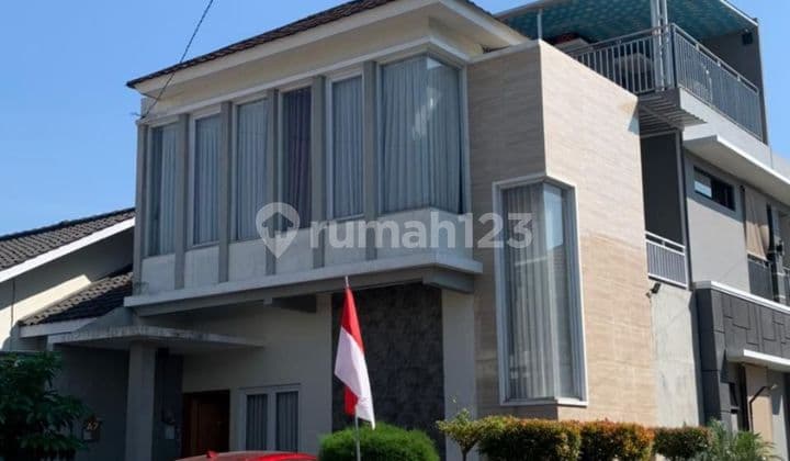 Rumah cantik Minimalis 2 lantai