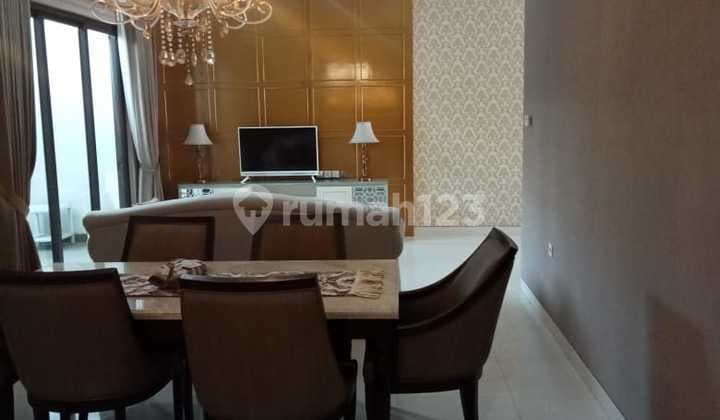 Rumah mewah full furnish siap huni 2 Lantai di Kartosuro SHM Bagus