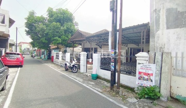 Rumah Luas Dekat Solo Square Solo Kota Jual Bu