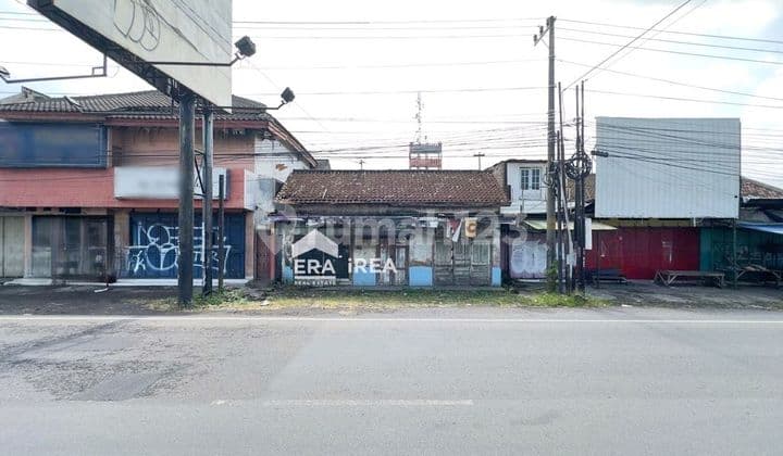 Tanah Pekarangan Strategis ******** Usaha