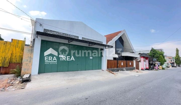 Ruang Usaha Lokasi Strategis Siap Pakai