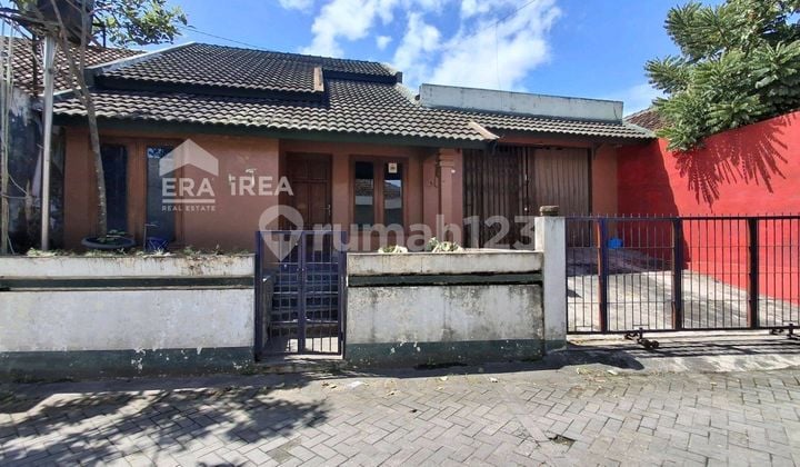 Rumah Bagus Lokasi Strategis Siap Huni