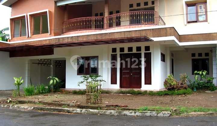 2-Storey House, Home Stay or Office, North Hdp, Tax Complex, Serang.