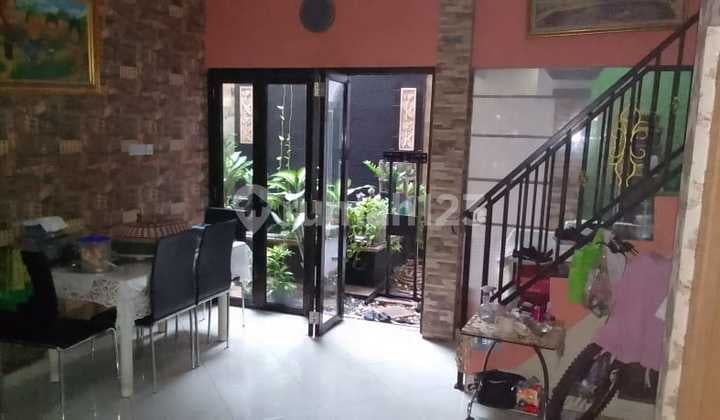 Rumah 2lt, Semi Furnished, Terawat, Dlm Perumnas 1 Kranji, Bekasi