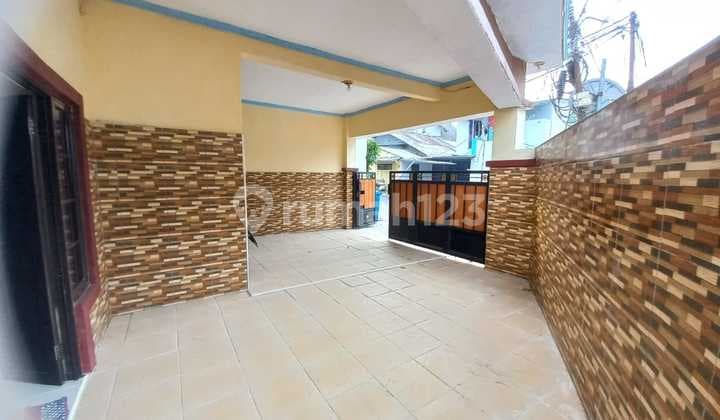Rumah 2.5lt, Baru Renoved, Bisa Hunian Atau Kantor, di Jl. Lereng