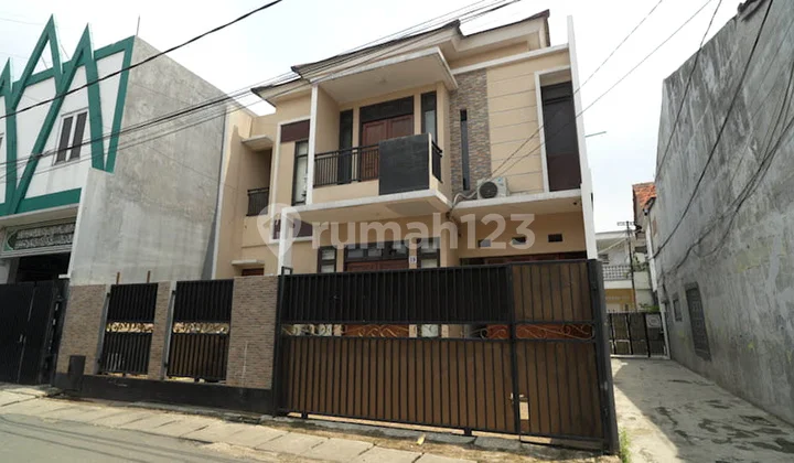 Rumah 2lt, Nyaman Strategis, Bisa Utk. Kantor, Swadaya, Poltangan