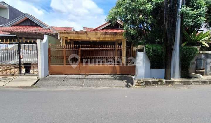 Rumah 2lt Hdp Timur Laut, Semi Furnished, Lebak Lestari Residence