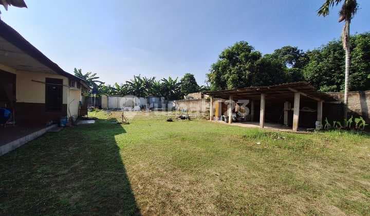 Land in Margonda, area 1015m2, certificate of ownership, facing west, next to Margo City.