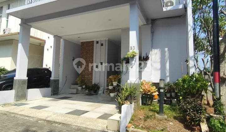 Minimalis Modern 2Lt, Hook, Hdp Timur, Cluster Krukut Raya Cinere
