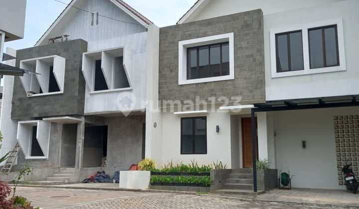 Brand New 2 Floors, Ready to Live, Comfortable, New Cluster 12 Units, Cireundeu.