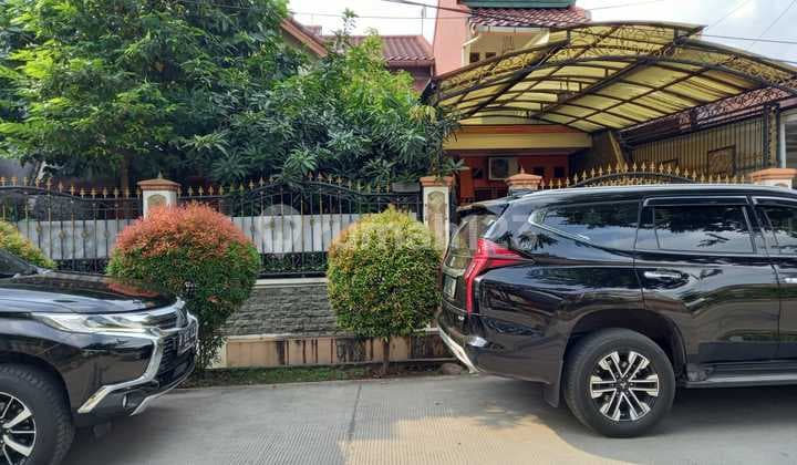 Rumah 2Lt, Hdp Selatan, Semi Furnished, Pulo Gebang Permai Cakung